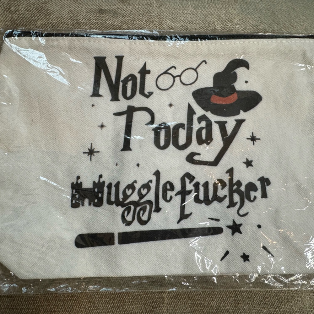 NEW - Harry Potter Inspired Cosmetic Pouch NIP - 10”L x 7”H Zipper Top Closure